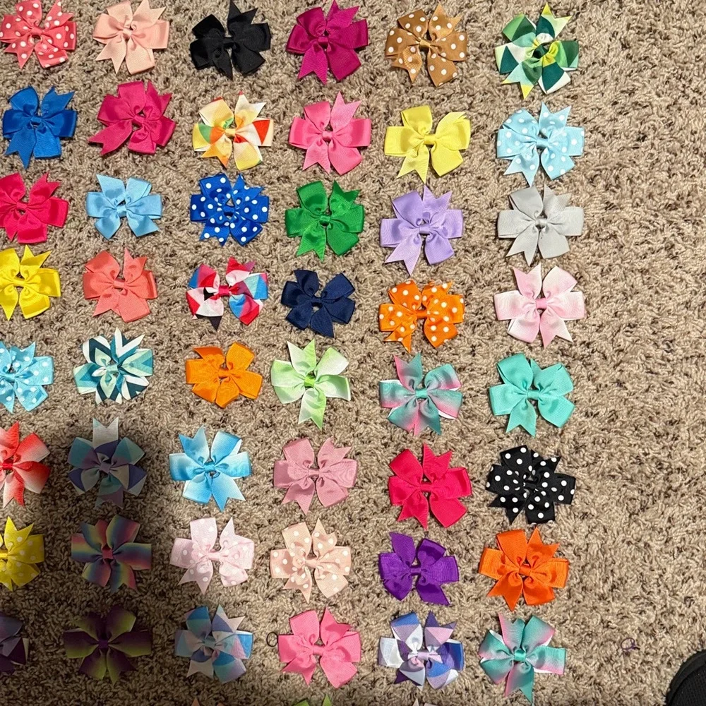 Bundle of 117 girls bow barrettes lots of variety but there are doubles